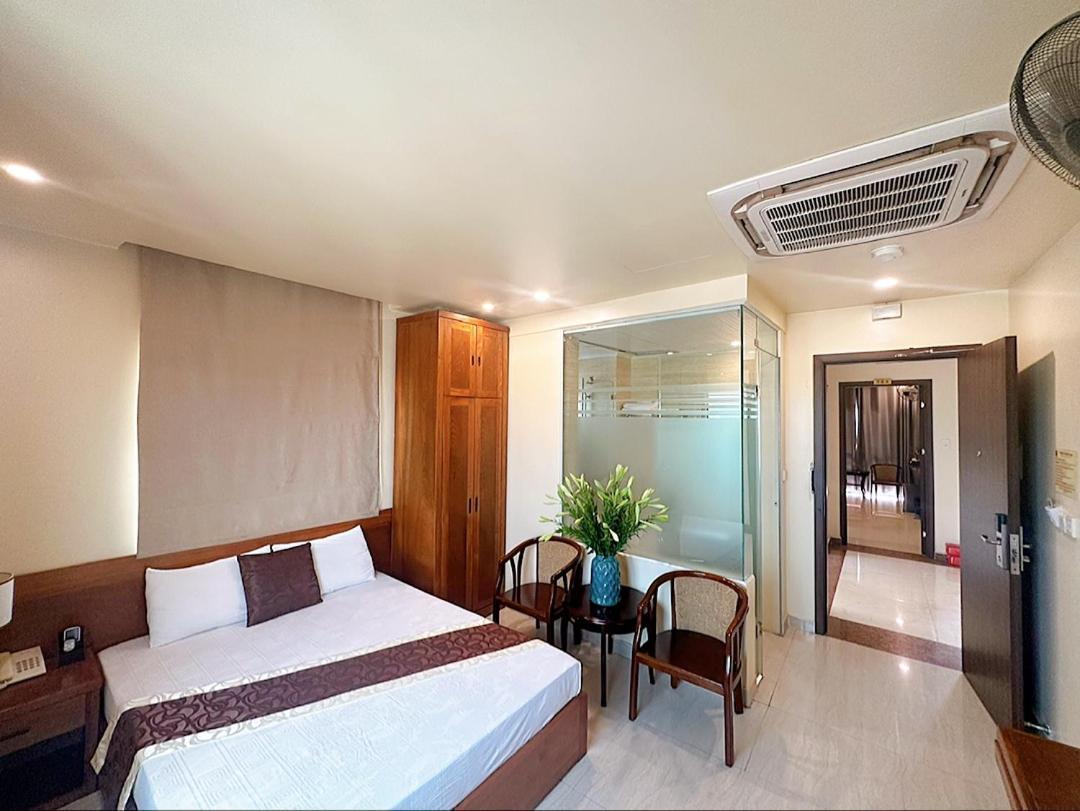 Hanoi B Hotel & Travel - 5 Mins Hoan Kiem Lake Exterior photo