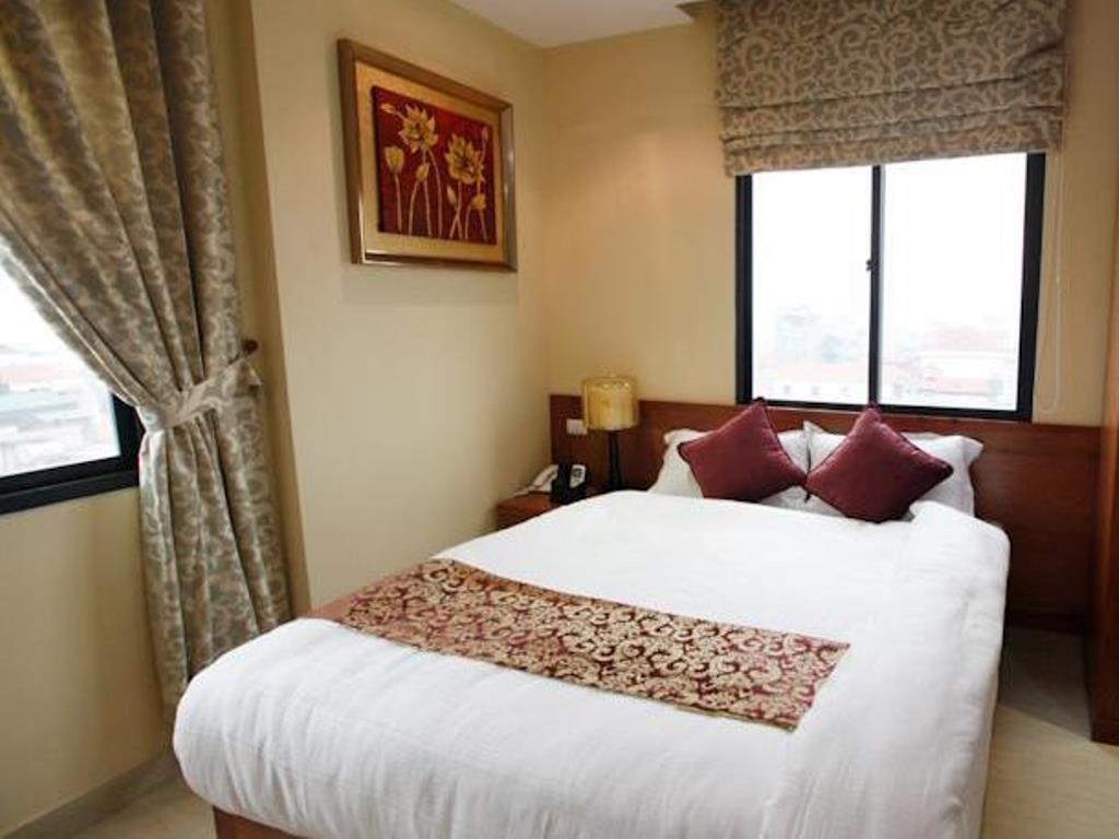 Hanoi B Hotel & Travel - 5 Mins Hoan Kiem Lake Exterior photo